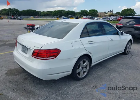 2015 Mercedes-Benz E 350 4Matic z USA, uszkodzony, nr VIN WDDHF8JB0FB090415